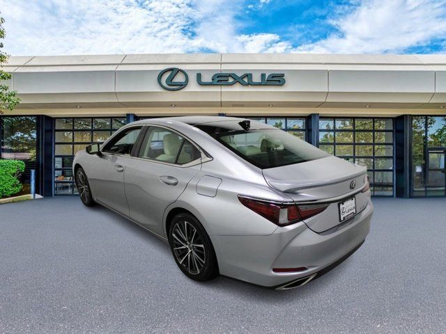 2022 Lexus ES 350