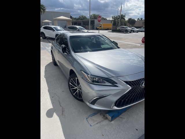 2022 Lexus ES 350