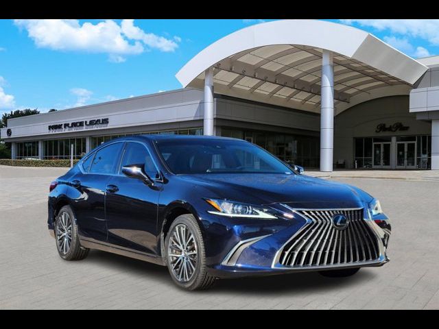 2022 Lexus ES 350