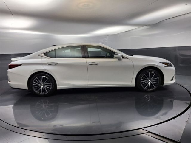 2022 Lexus ES 350