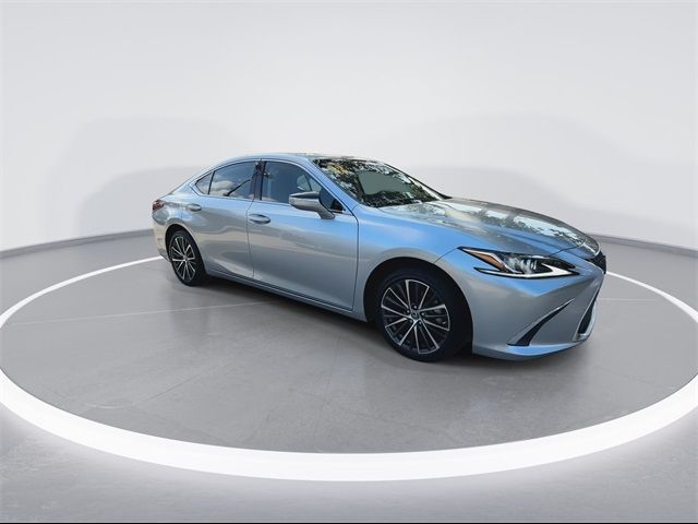 2022 Lexus ES 350