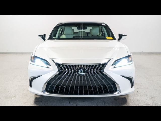 2022 Lexus ES 350