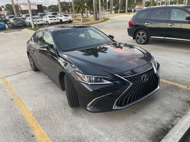 2022 Lexus ES 350