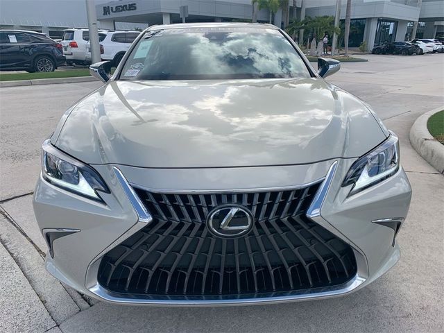 2022 Lexus ES 350