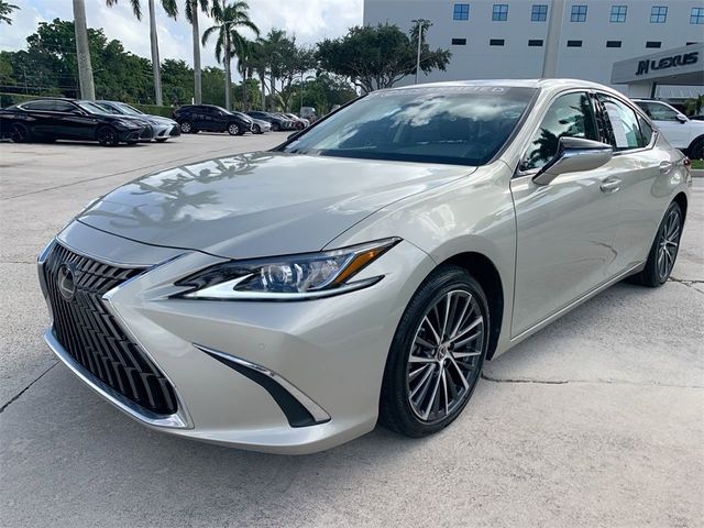 2022 Lexus ES 350