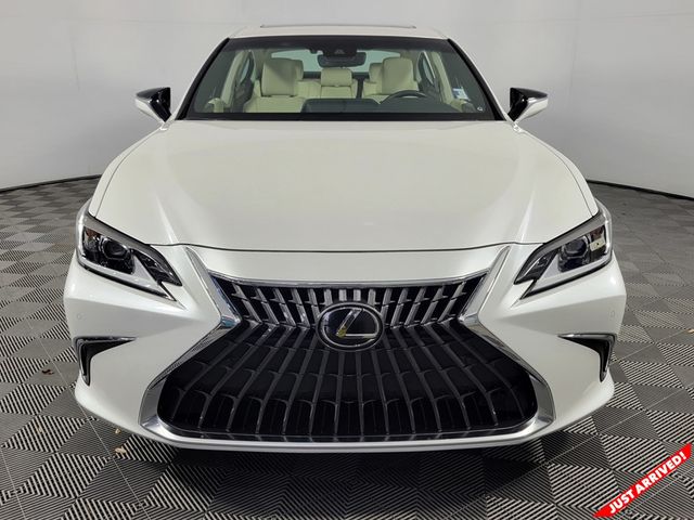 2022 Lexus ES 350