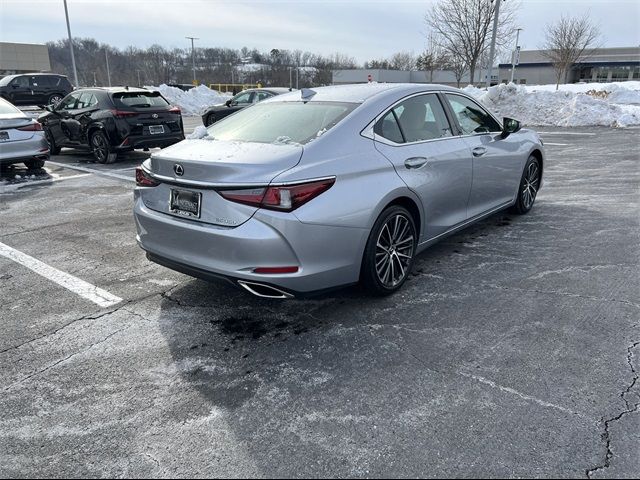 2022 Lexus ES 350