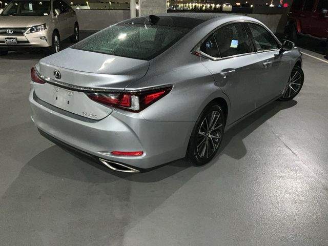 2022 Lexus ES 350