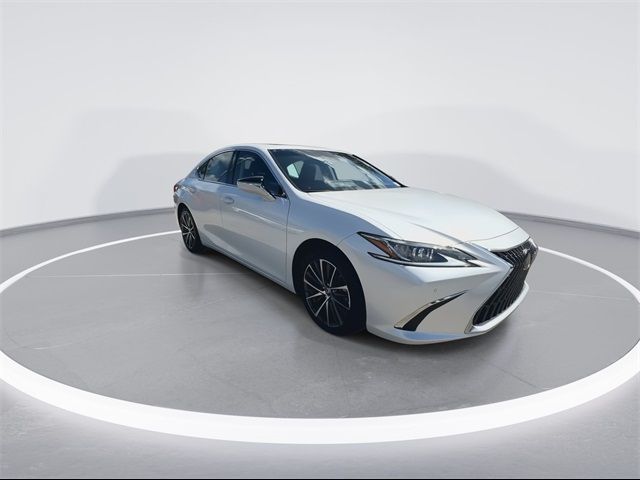 2022 Lexus ES 350