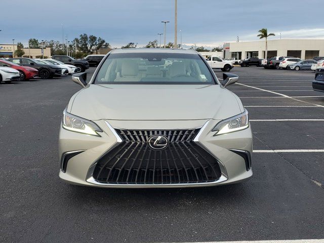 2022 Lexus ES 350