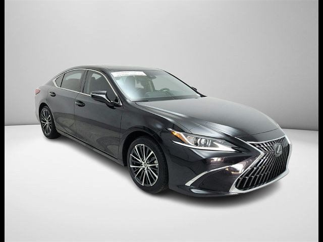 2022 Lexus ES 350