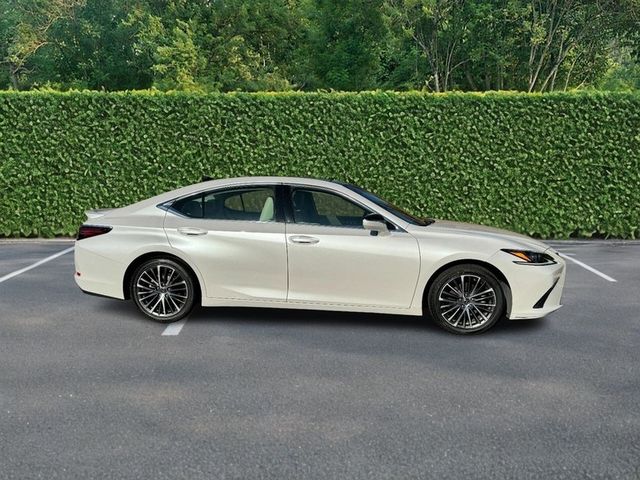 2022 Lexus ES 350