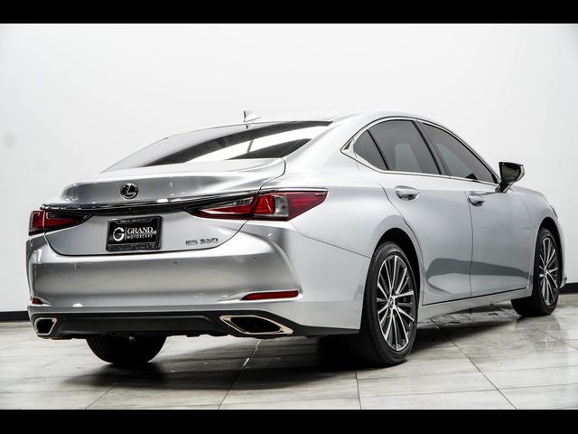 2022 Lexus ES 350