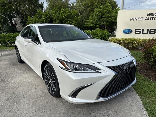 2022 Lexus ES 350