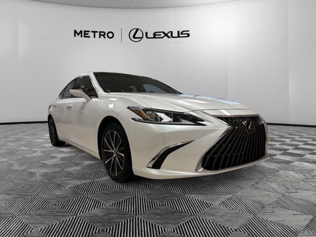 2022 Lexus ES 350