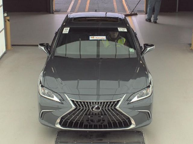 2022 Lexus ES 350