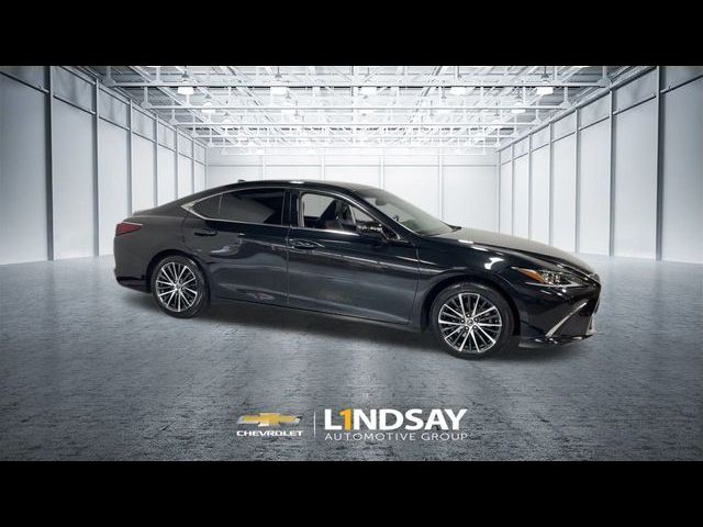 2022 Lexus ES 350