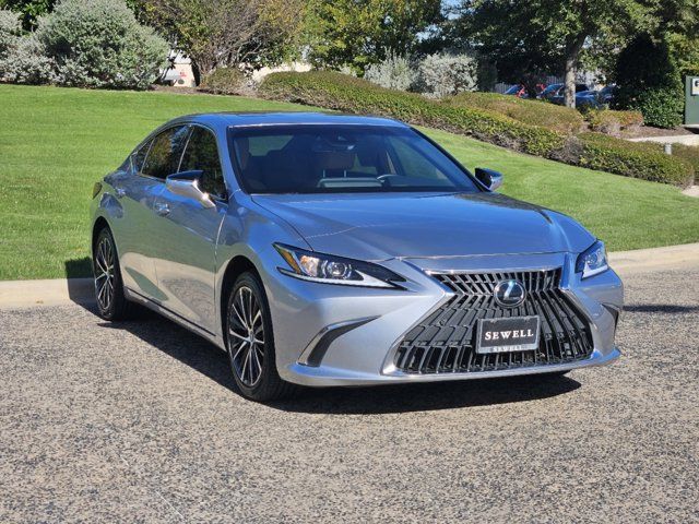 2022 Lexus ES 350