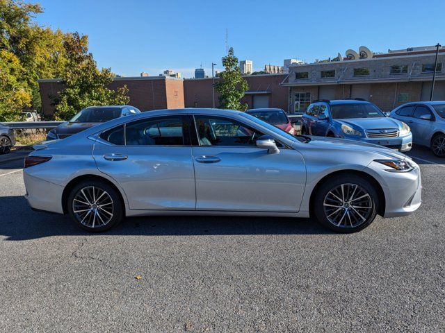 2022 Lexus ES 350