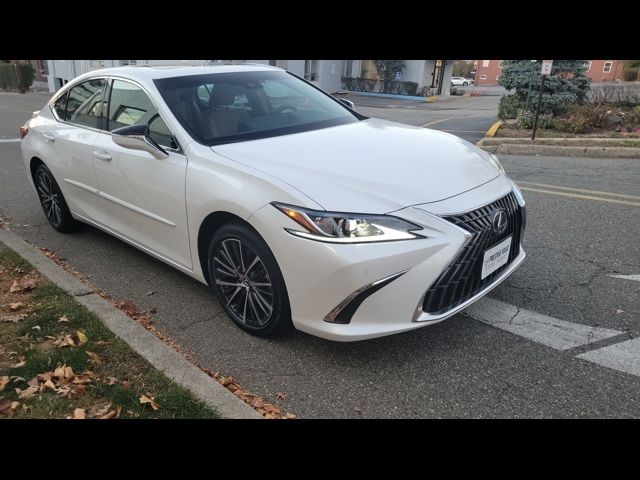 2022 Lexus ES 350