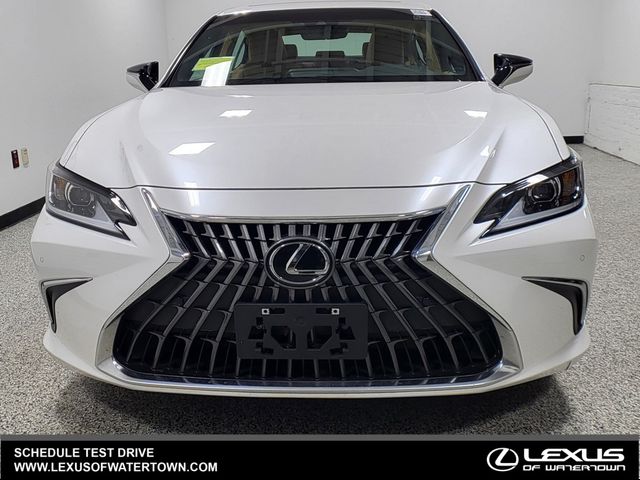 2022 Lexus ES 350