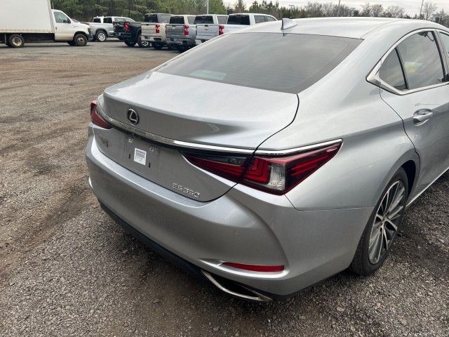 2022 Lexus ES 350