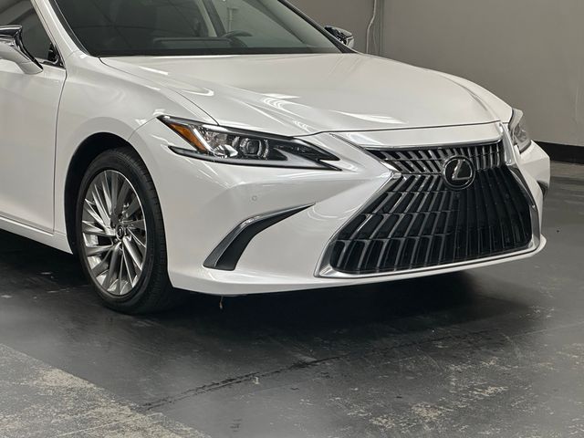 2022 Lexus ES 350 Luxury