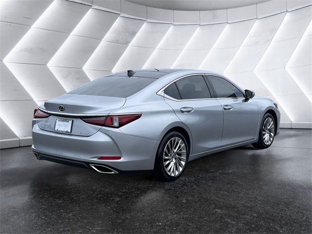 2022 Lexus ES 350 Ultra Luxury