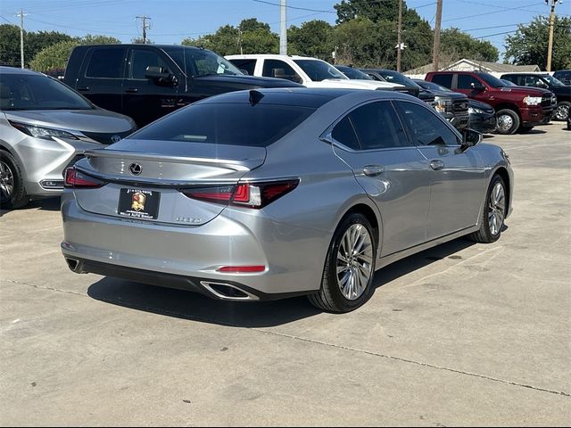 2022 Lexus ES 350 Ultra Luxury