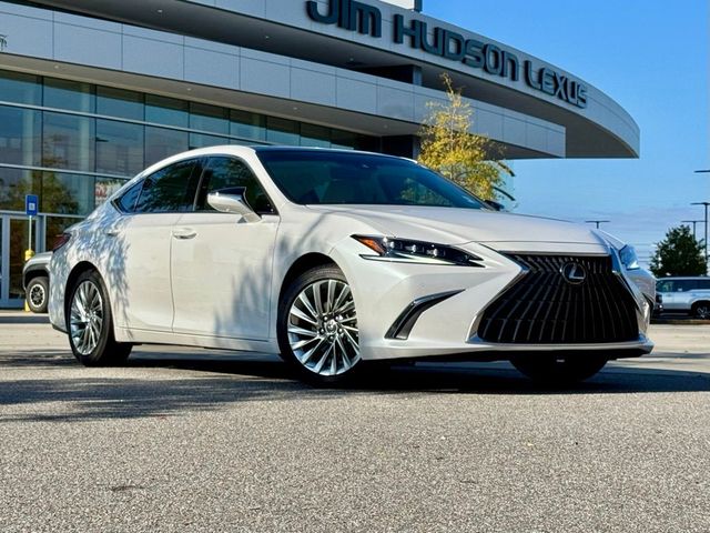 2022 Lexus ES 350 Ultra Luxury