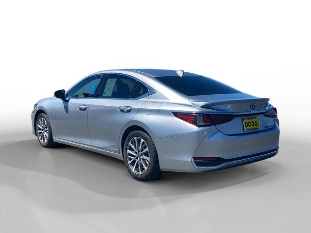 2022 Lexus ES 300h