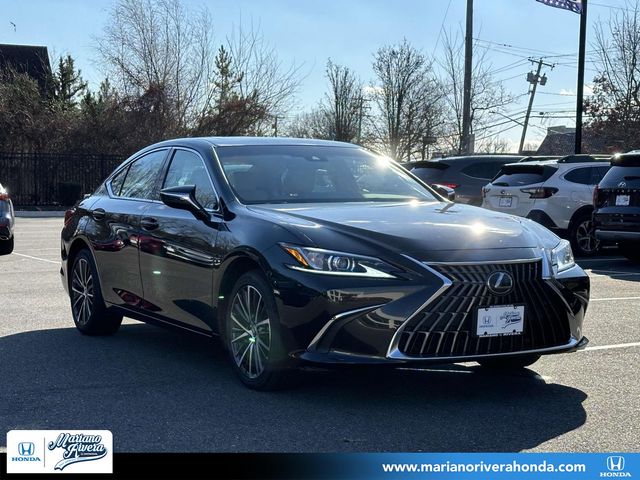 2022 Lexus ES 250