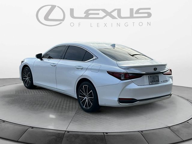 2022 Lexus ES 250