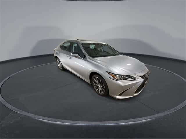 2022 Lexus ES 250