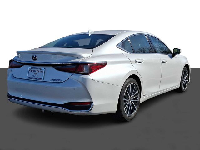 2022 Lexus ES 300h