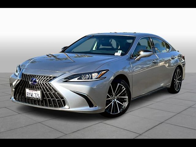 2022 Lexus ES 300h