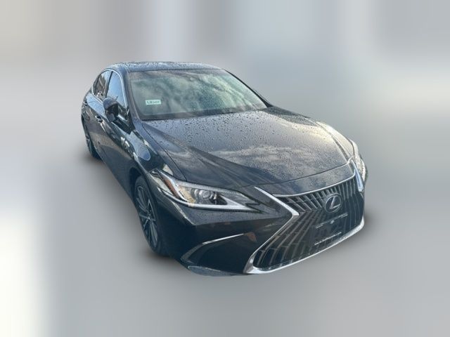 2022 Lexus ES 300h