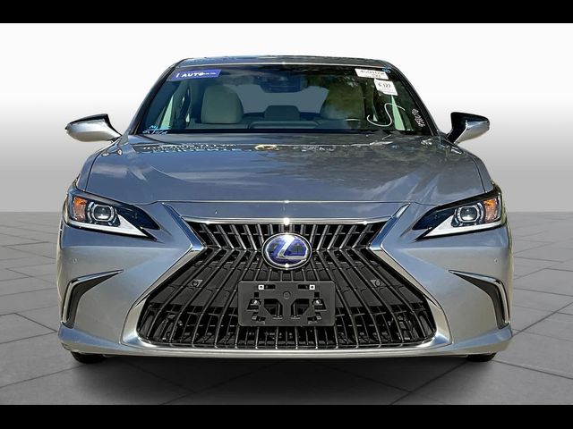 2022 Lexus ES 300h