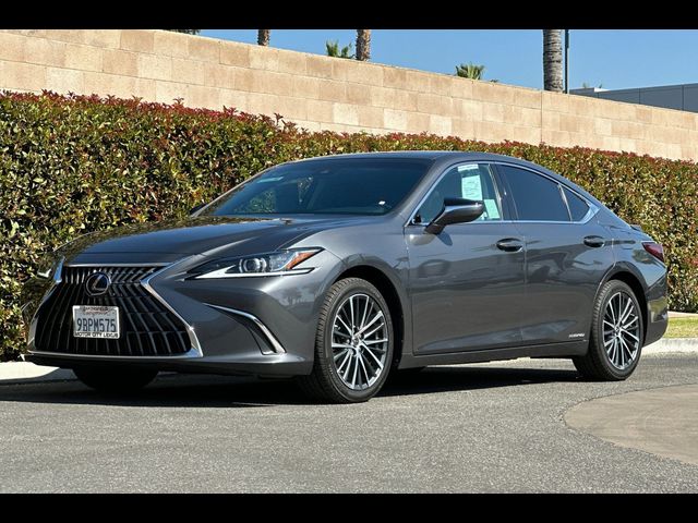 2022 Lexus ES 300h