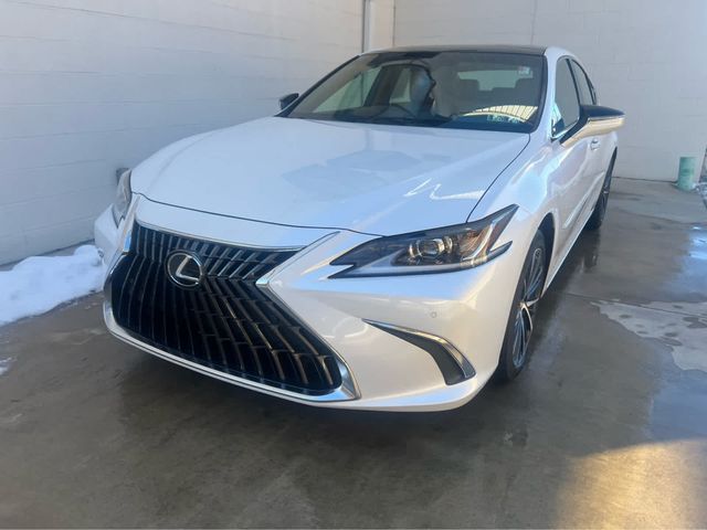 2022 Lexus ES 350