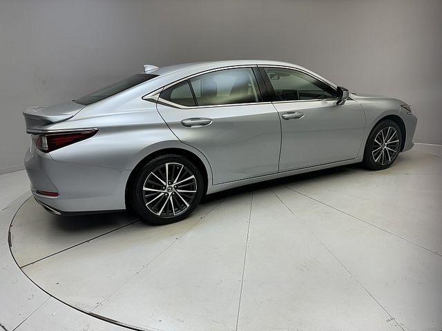 2022 Lexus ES 350