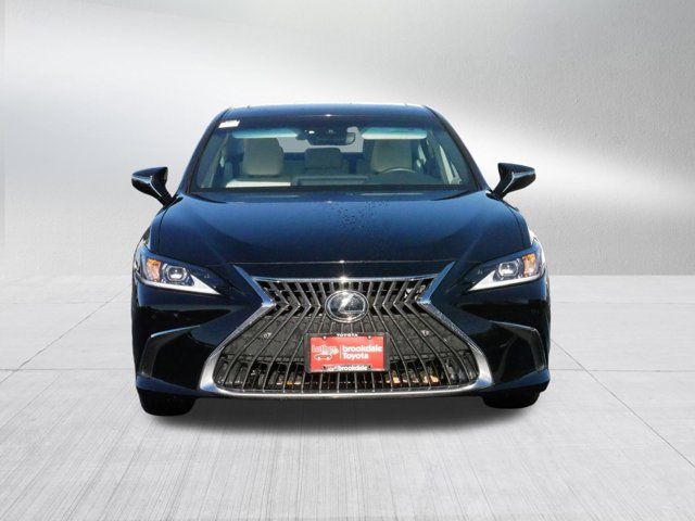 2022 Lexus ES 250