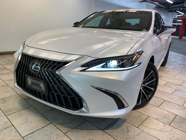 2022 Lexus ES 250