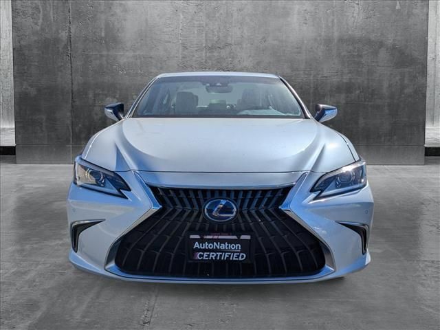 2022 Lexus ES 300h