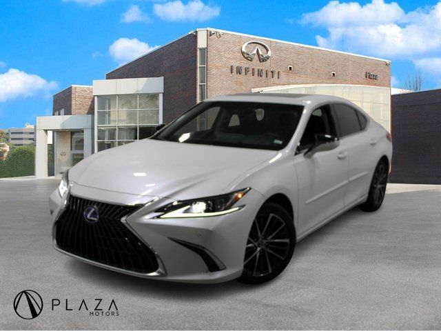 2022 Lexus ES 300h