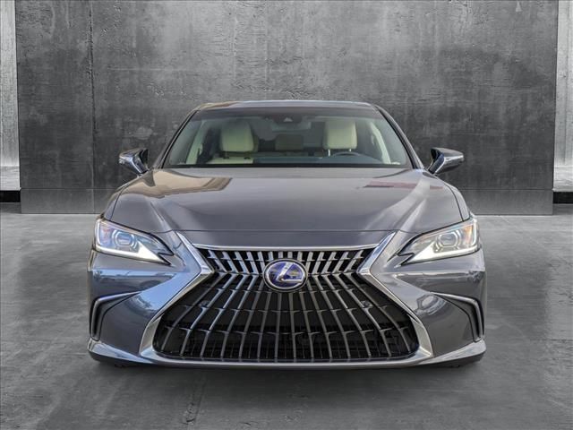 2022 Lexus ES 300h