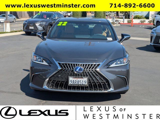 2022 Lexus ES 300h