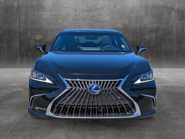 2022 Lexus ES 300h