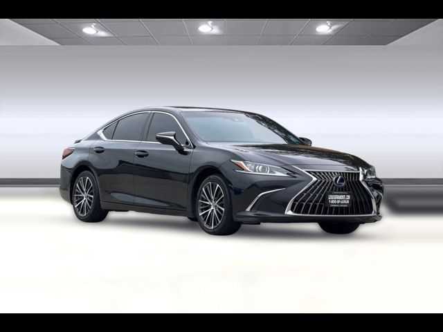 2022 Lexus ES 300h