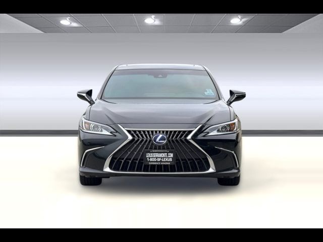 2022 Lexus ES 300h